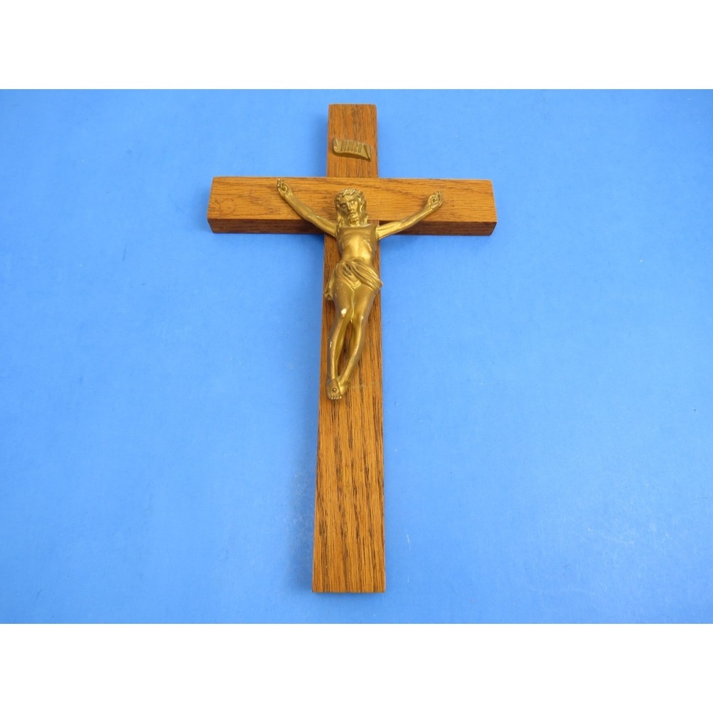 Vintage Wood Memorial Crucifix Hanging Hall Cross Old St. Joseph Cincinnati